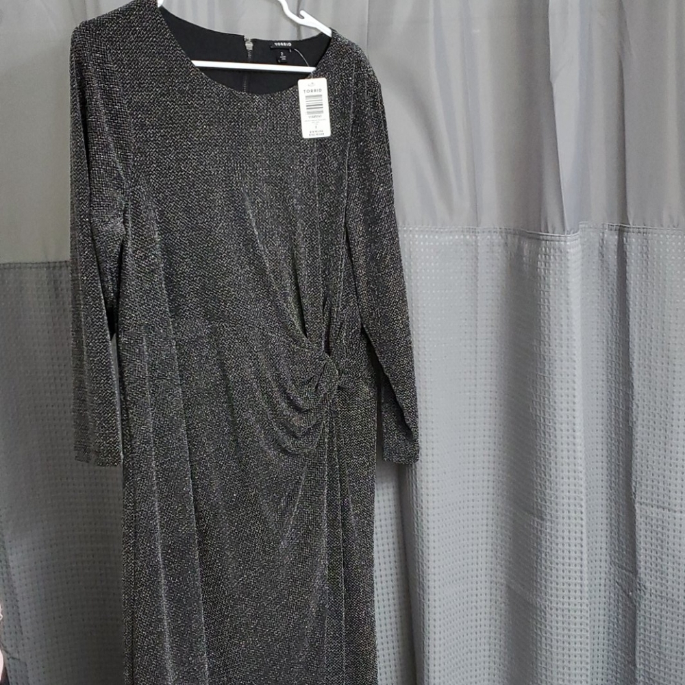 NWT Torrid‎ black shimmer knotted 3/4 sleeves shift dress Size 2